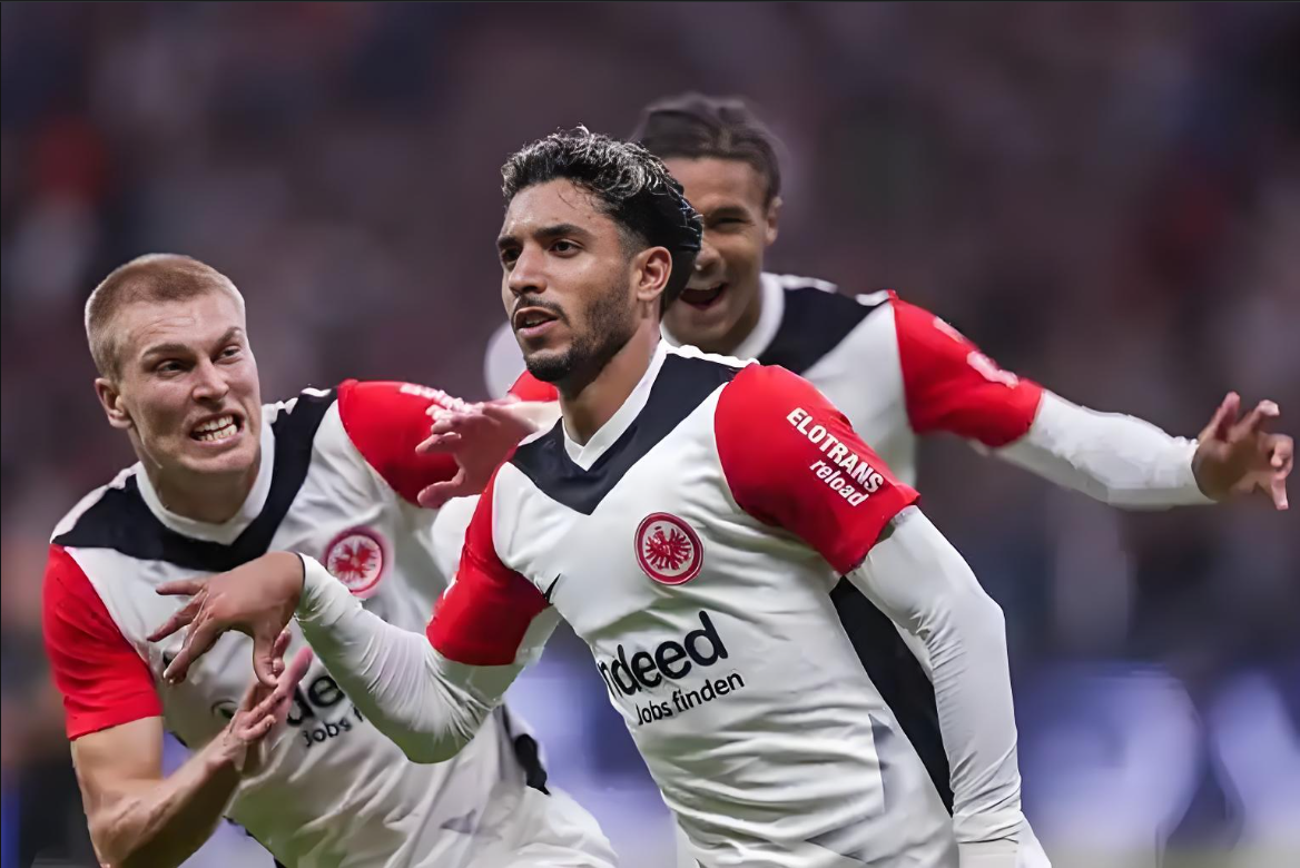 开云-包含阿贾克斯迎荷甲关键赛；赛后官宣签约；悬念犹存；纪律约束更严格的词条